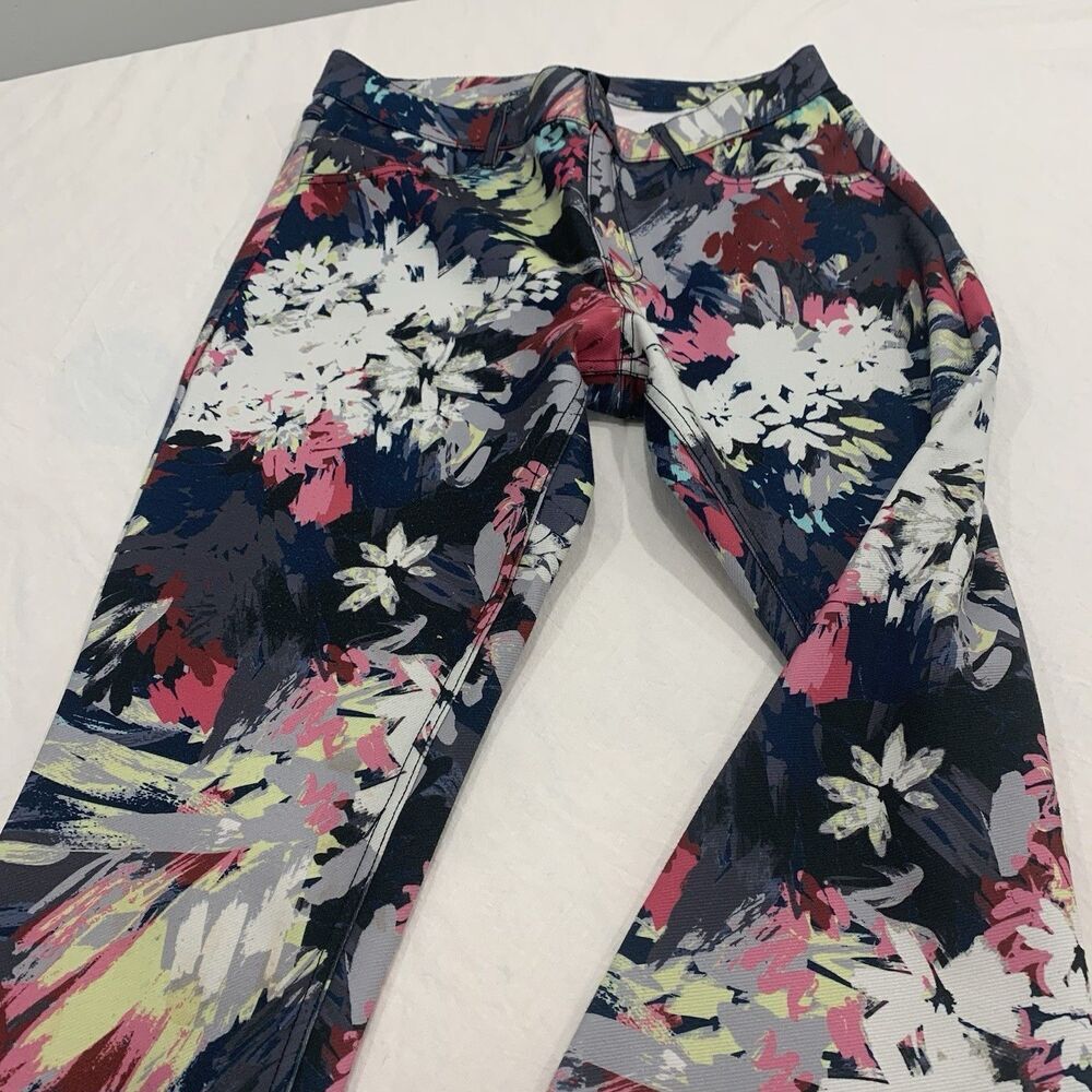 HUE Abstract Floral Denim Leggings Women's Sz Medium Style#16886